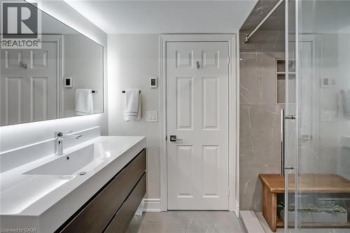4252 Sarazen Drive, Burlington, ON - Indoor Photo Showing Bathroom