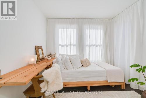 448 Gerrard St E 2nd Bedroom Corner Windows - 448 Gerrard Street E, Toronto, ON - Indoor Photo Showing Bedroom
