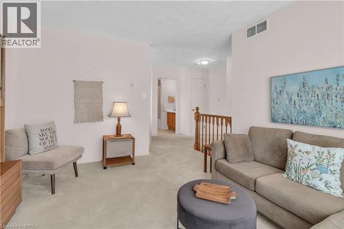 50 South Drive, Kitchener, ON - Indoor Photo Showing Living Room