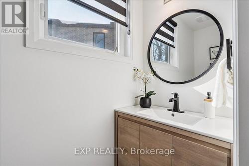 Power Room - 29 Briar Court, Halton Hills, ON - Indoor Photo Showing Bathroom