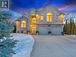 101 ARLINGTON BOULEVARD  Tecumseh, ON N8N 2J6