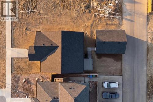 383 Caledonia Boulevard W, Lethbridge, AB - Outdoor