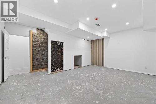 47 Walgrove Park Se, Calgary, AB - Indoor Photo Showing Other Room