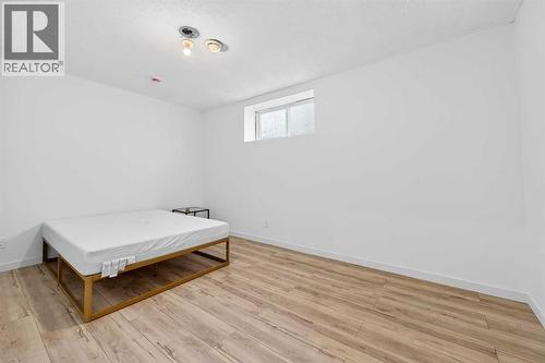 47 Walgrove Park Se, Calgary, AB - Indoor Photo Showing Other Room