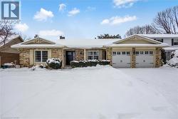 148 MARIGOLD Court  Ancaster, ON L9G 3M3