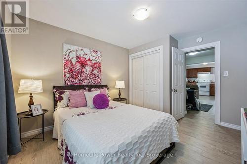 Unit A - 319 Victoria Street S, Kitchener, ON - Indoor Photo Showing Bedroom