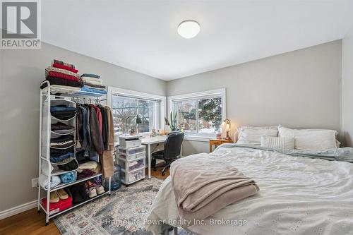 Unit B - 319 Victoria Street S, Kitchener, ON - Indoor Photo Showing Bedroom