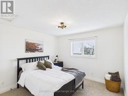 Upstairs bedroom - 