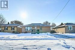 481 EMERALD AVENUE  Oshawa (Lakeview), ON L1J 1K3