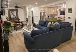 MAIN FL - 631 MARY STREET N  Oshawa, ON L1G 5E8