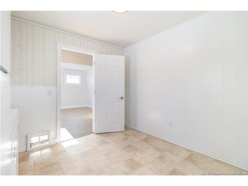 155 Wallace Ave, Fredericton, NB 