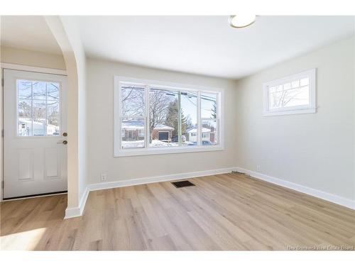 155 Wallace Ave, Fredericton, NB 