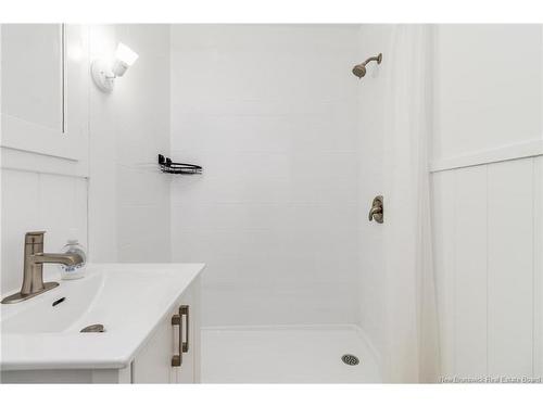 155 Wallace Ave, Fredericton, NB 