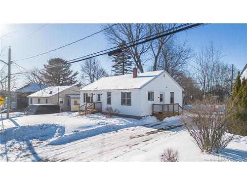 155 Wallace Ave, Fredericton, NB 