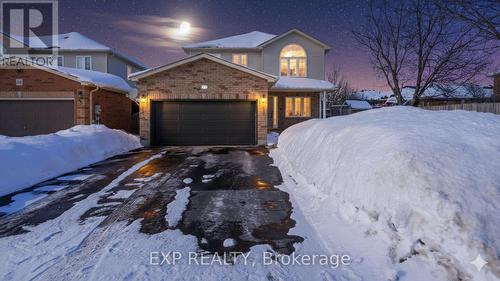 40 BENJAMIN LANE  Barrie, ON L4N 0S2