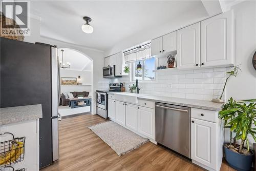 69 Heiman Street, Kitchener, ON - Indoor Photo Showing Kitchen