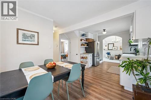 69 Heiman Street, Kitchener, ON - Indoor Photo Showing Dining Room