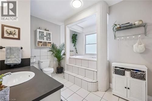 69 Heiman Street, Kitchener, ON - Indoor Photo Showing Bathroom