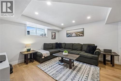 69 Heiman Street, Kitchener, ON - Indoor Photo Showing Living Room