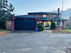 LOWER - 659 ELGIN MILLS ROAD  Richmond Hill, ON L4C 4M3