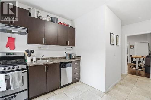 51 Wellington Street N, Hamilton, ON - Indoor Photo Showing Kitchen