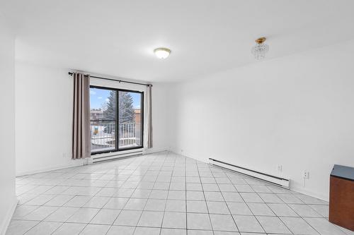 Living room - 1762 Mtée Monette, Laval (Vimont), QC - Indoor Photo Showing Other Room