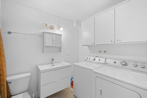 Bathroom - 1762 Mtée Monette, Laval (Vimont), QC - Indoor Photo Showing Laundry Room