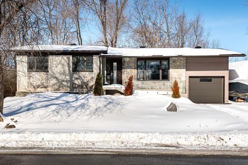 373 Beaurepaire Drive  Beaconsfield, QC H9W 3C3