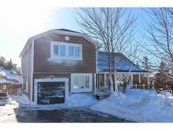 16 Hickeys Road  Paradise, NL A1L 3J3