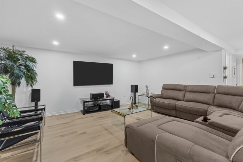 Basement - 486 Rue Donatien, Laval (Fabreville), QC - Indoor