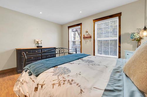 Chambre à coucher principale - 111 Ch. De La Forge O., Saint-Adolphe-D'Howard, QC - Indoor Photo Showing Bedroom