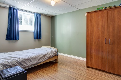 Chambre à coucher - 4465 Ch. De La Rivière-Aux-Sables, Saguenay (Lac-Kénogami), QC - Indoor Photo Showing Bedroom