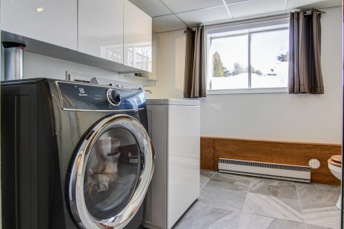 Salle de bains - 4465 Ch. De La Rivière-Aux-Sables, Saguenay (Lac-Kénogami), QC - Indoor Photo Showing Laundry Room