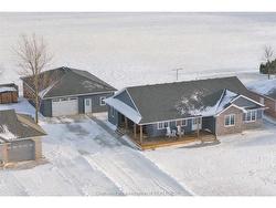 5744 Middle Line  Merlin, ON N0P 1W0