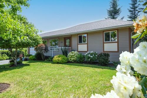 2263 Bolt Ave, Comox, BC 