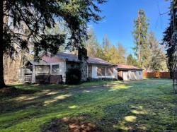 13270 Cedar Rd  Ladysmith, BC V9G 1H8