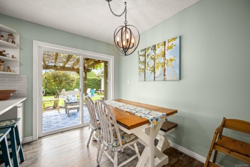 3879 Wavecrest Rd, Campbell River, BC 