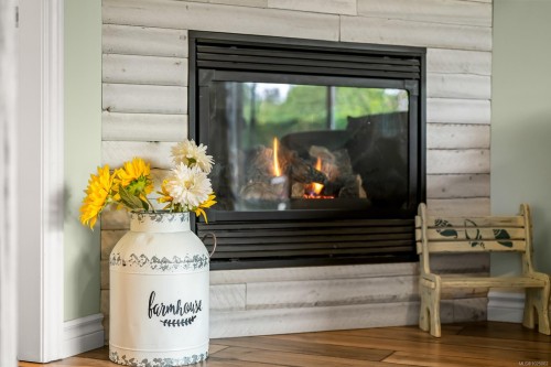 3879 Wavecrest Rd, Campbell River, BC 