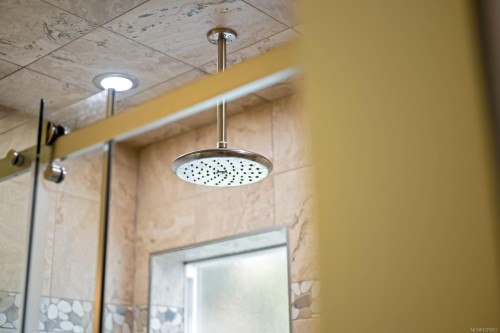 3879 Wavecrest Rd, Campbell River, BC 