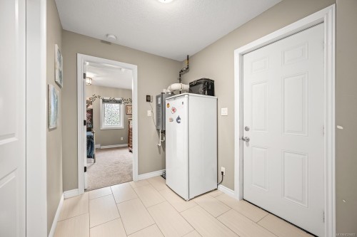 3879 Wavecrest Rd, Campbell River, BC 