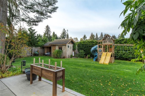 3879 Wavecrest Rd, Campbell River, BC 