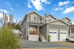 6688 Rhodonite Dr  Sooke, BC V9Z 0M8