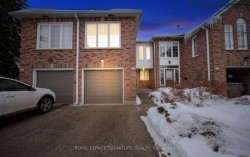 3 Lancewood Crescent  Brampton, ON L6S 5Y6