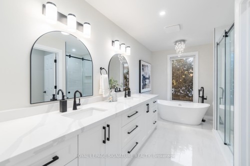 51 Tilman Circle, Markham, ON - Indoor Photo Showing Bathroom