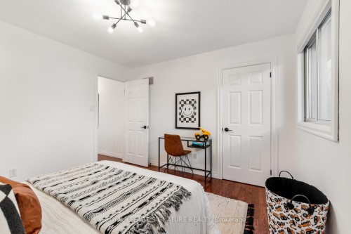 51 Tilman Circle, Markham, ON - Indoor Photo Showing Bedroom