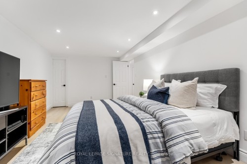 51 Tilman Circle, Markham, ON - Indoor Photo Showing Bedroom