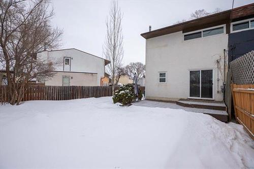 131 Berkshire Bay, Winnipeg, MB 