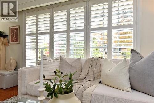 130 Delmar Drive, Hamilton, ON - Indoor Photo Showing Other Room