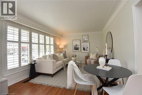 130 Delmar Drive, Hamilton, ON - Indoor