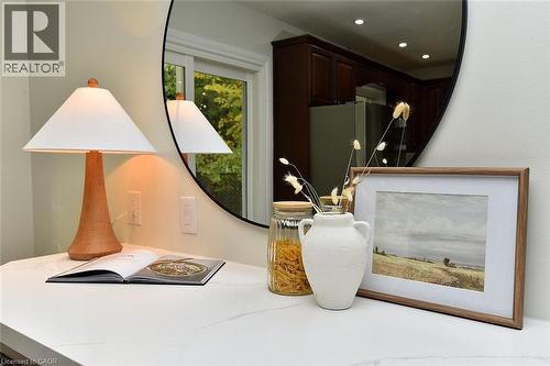 130 Delmar Drive, Hamilton, ON - Indoor Photo Showing Other Room